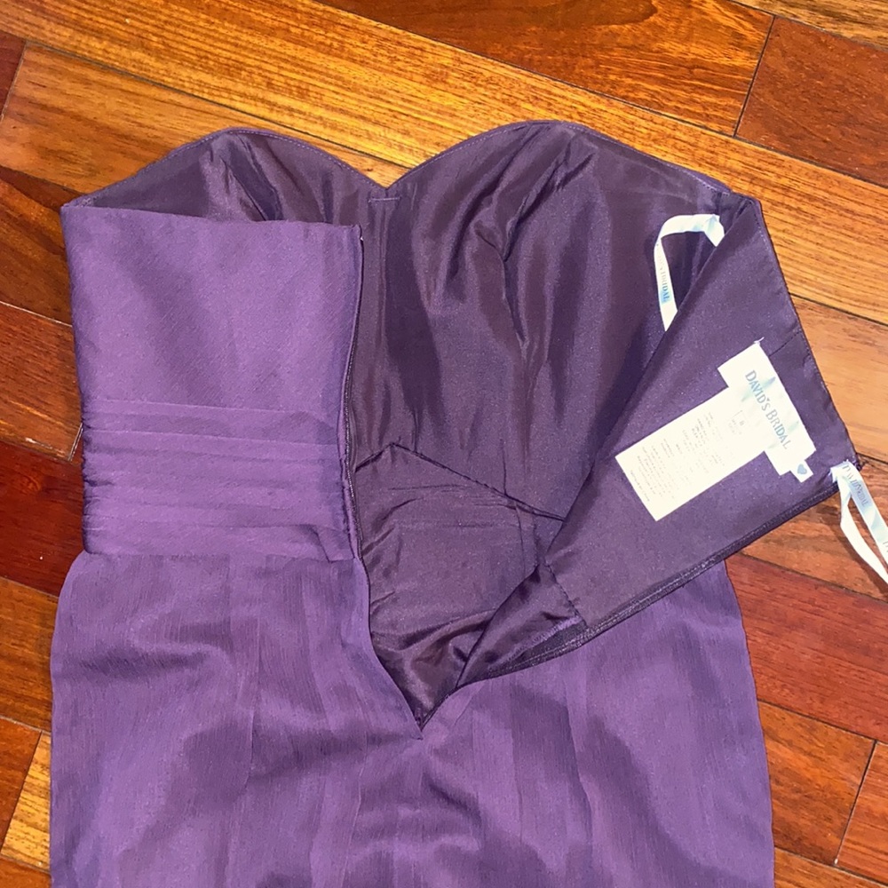 Dress - Picture 5 of 7